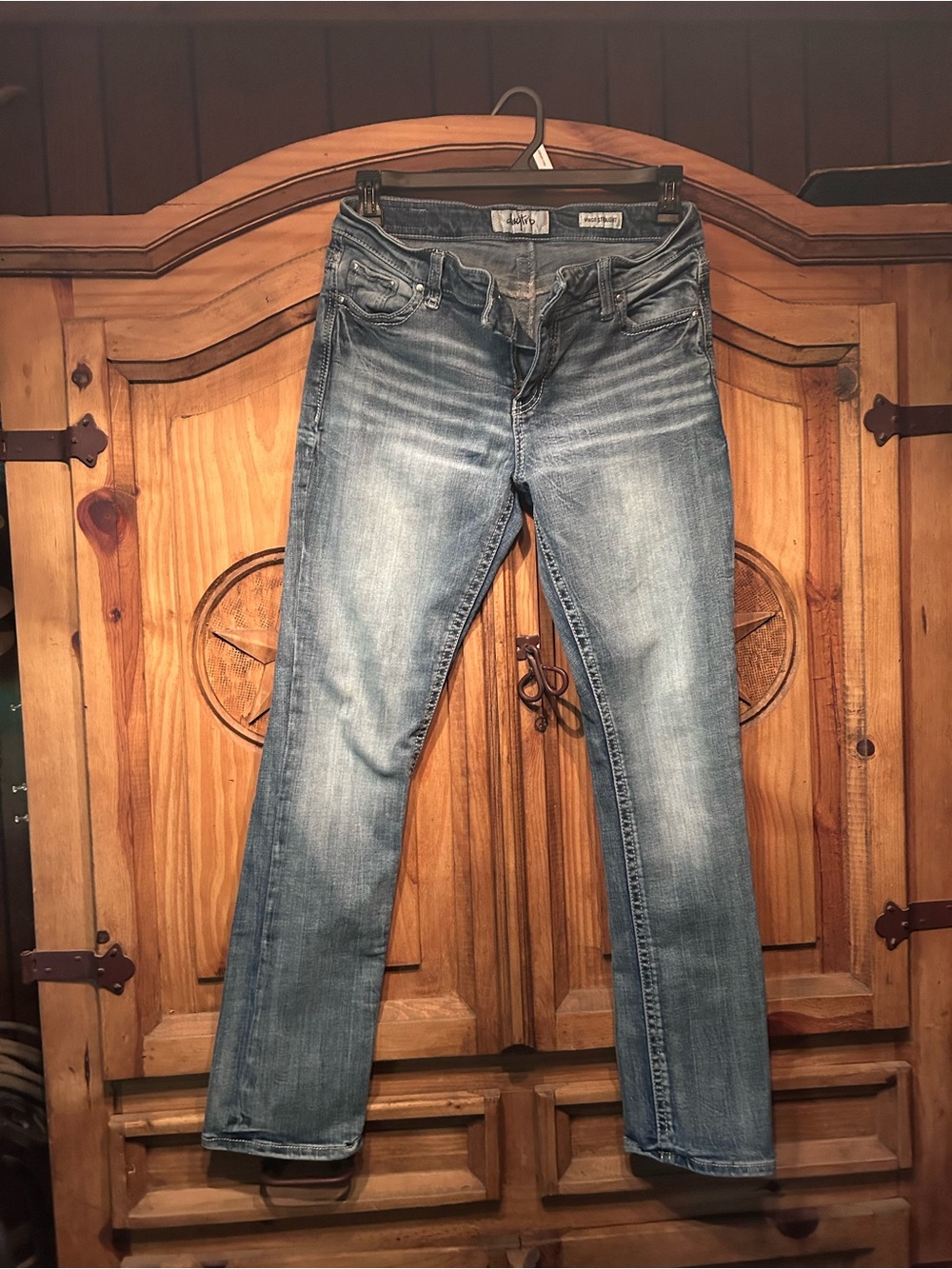 Daytrip Women's Light Blue Straight Leg Jeans